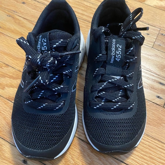 New Balance Kids Black Sneakers - Picture 1 of 4